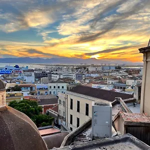 Apartment Centro Storico Via Manno, Cagliari